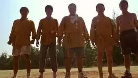 高铁载500球迷共赴观赛之旅