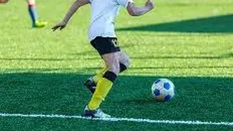 王浩然领航深圳逆转18分，U22男篮广东夺冠