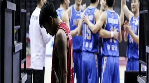 “热血沸腾！全运足球赛事完美收官，男子足球新格局盛放光彩”